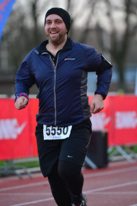 daniel-saudaemlich-am-gucken-beim-einlauf